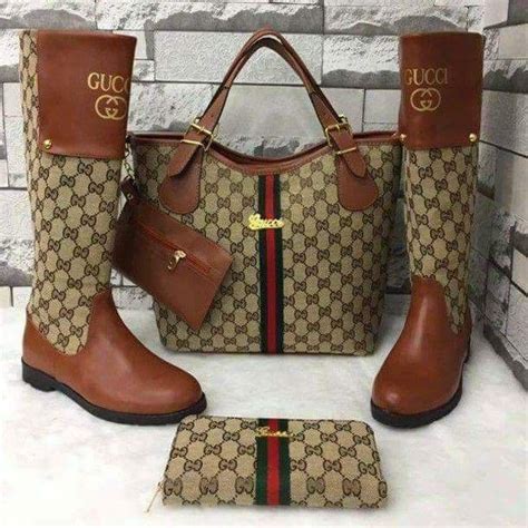 gucci boots and matching purse